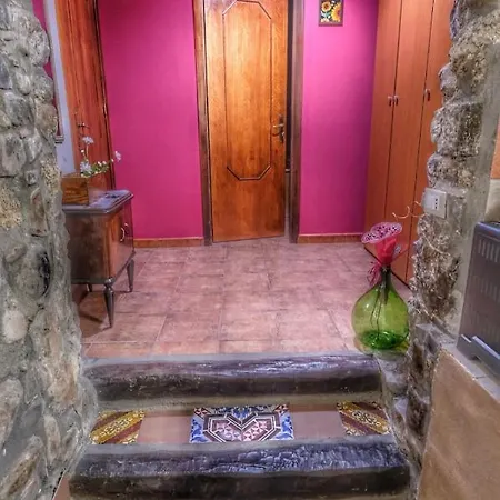 Fondaco Di * Scillato (Sicily)