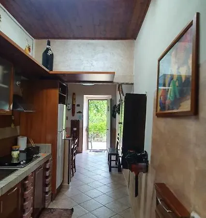 度假居 Fondaco Di Scillato (Sicily)