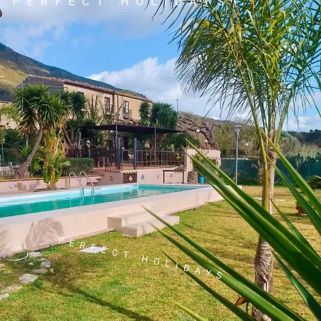 Fondaco Di * Scillato (Sicily)